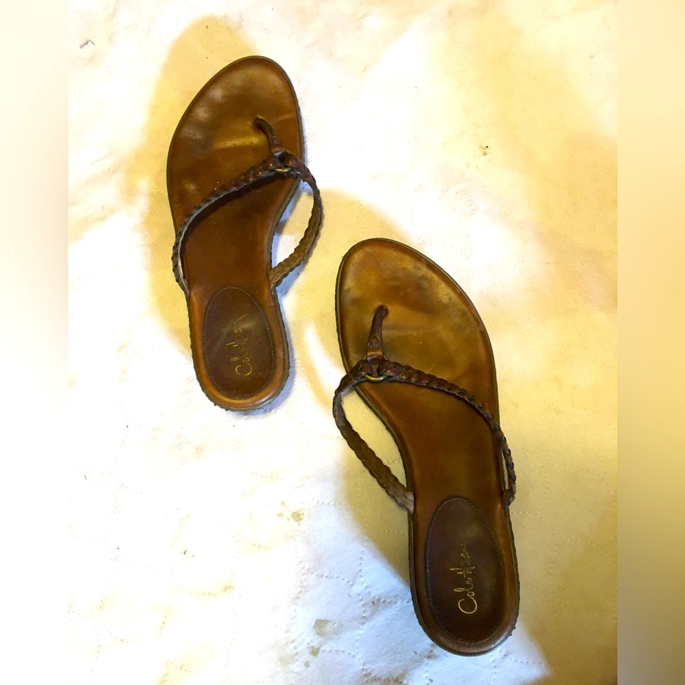 Women’s leather sandal.